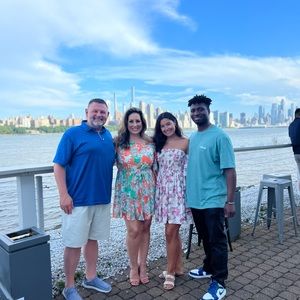 💕like for our upcoming live show listings💕